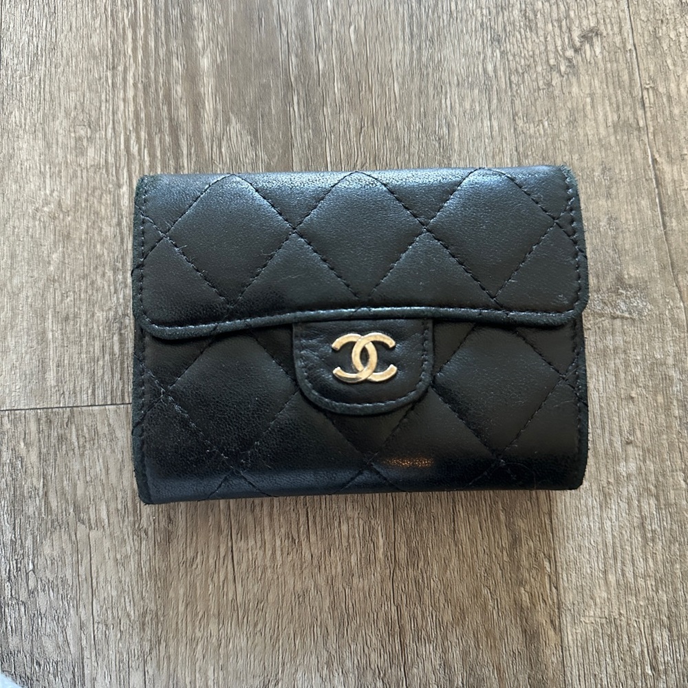 Chanel Black Quilted Leather Wallet